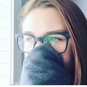 Meet your Posher, Jaida